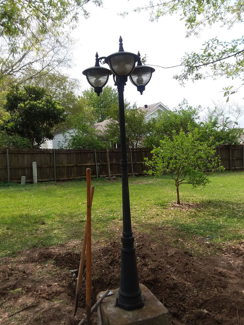 Illustration for article titled This Is A Light Post